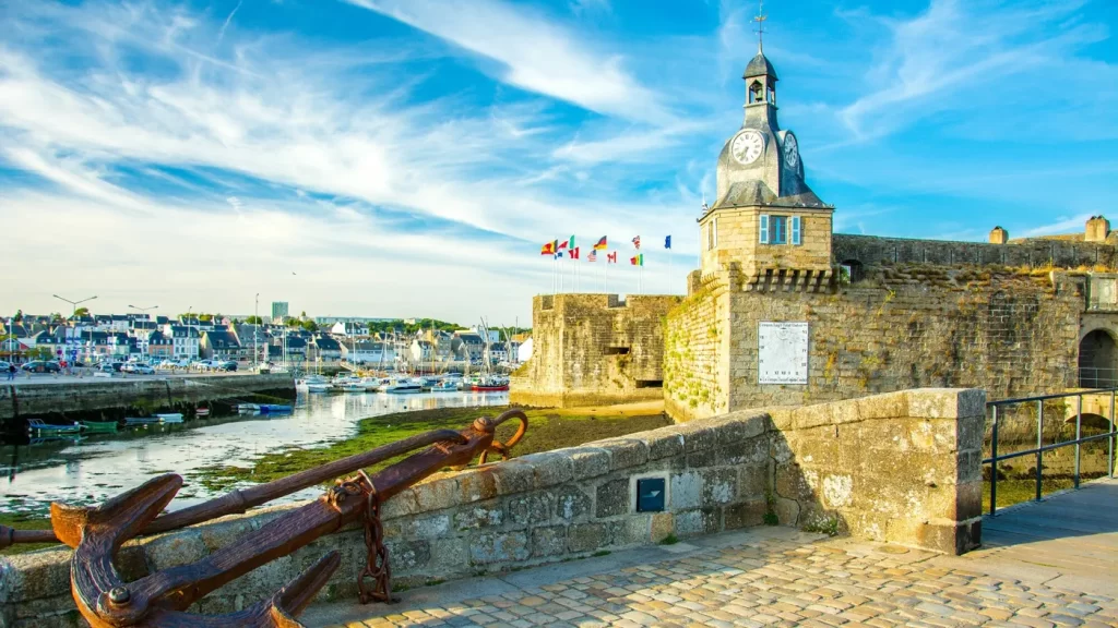 La-Ville-Close-de-Concarneau-Plongee-dans-lHistoire-et-les-Incontournables-de-2024-1024x576